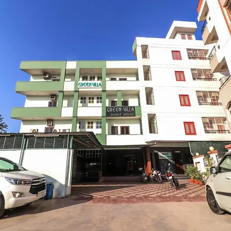 Oyo 6133 Green View-3